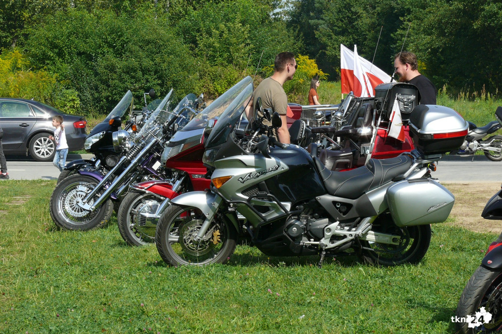 Konecki Motopiknik tym razem w Końskich. Świetna zabawa z rykiem silników w tle [wideo, zdjęcia]