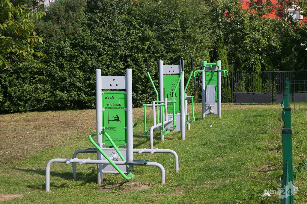 Plac zabaw na Niepodległości zyska nową nawierzchnię [zdjęcia]