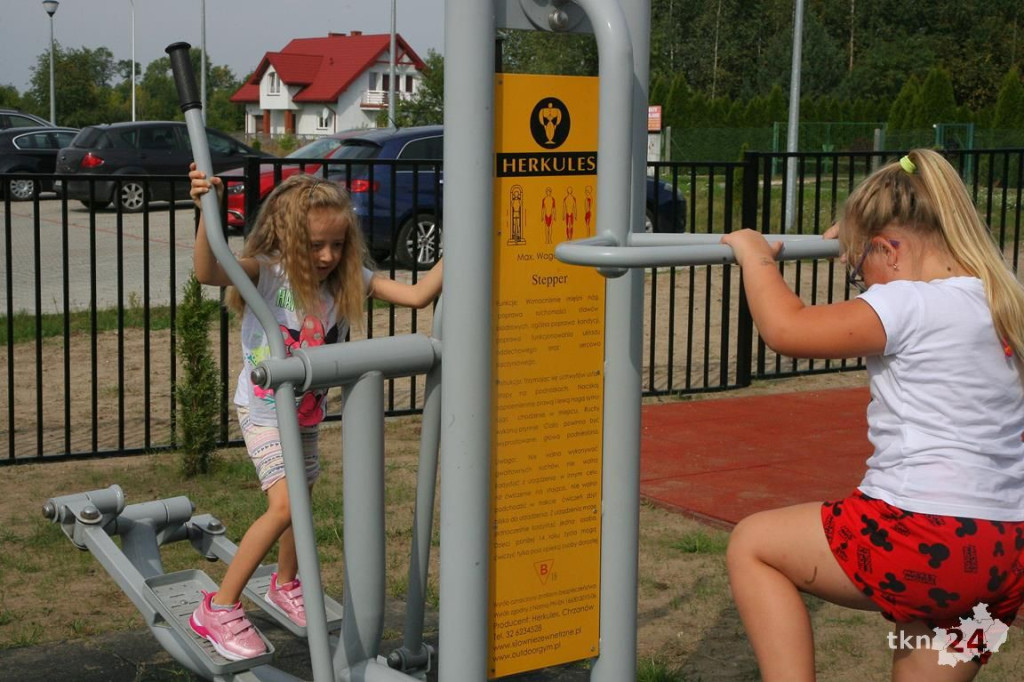 W Gowarczowie mają nowy plac zabaw i siłownię [wideo, zdjęcia]