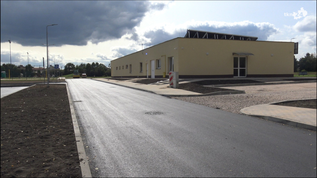 Stadion OSiR z nowymi parkingami i drogą dojazdową [wideo, zdjęcia]