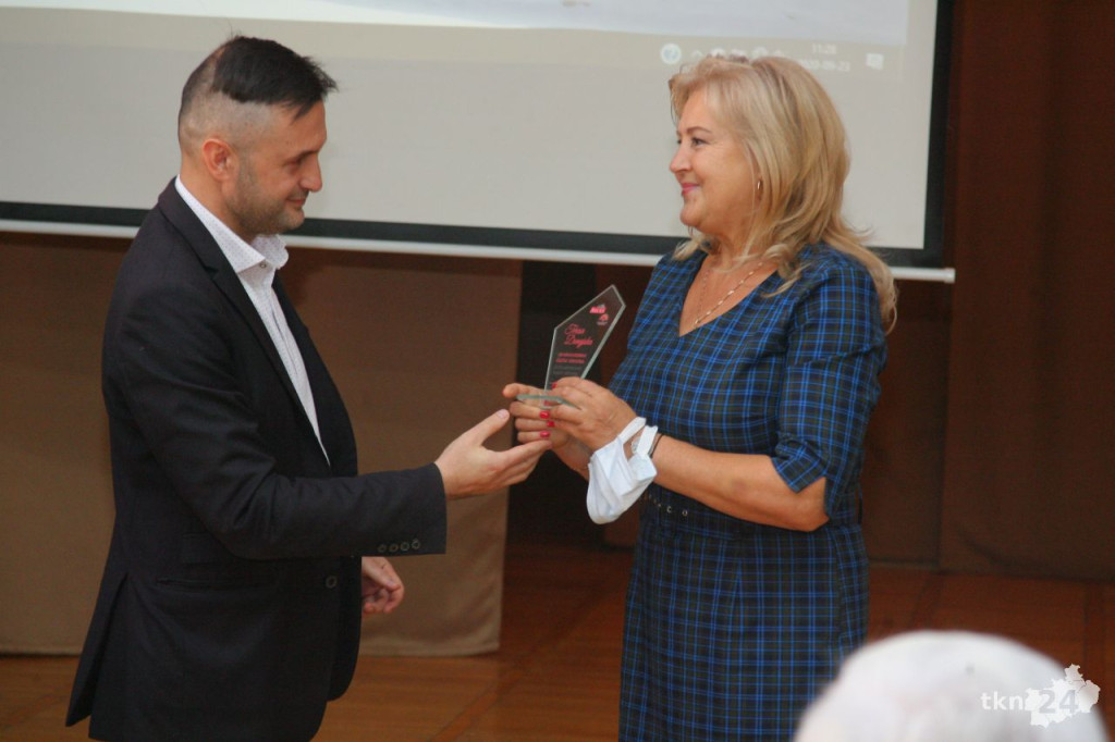 Końskie: Gmina wprowadza karty seniora. Jest przyjazna seniorom! [wideo, zdjęcia]