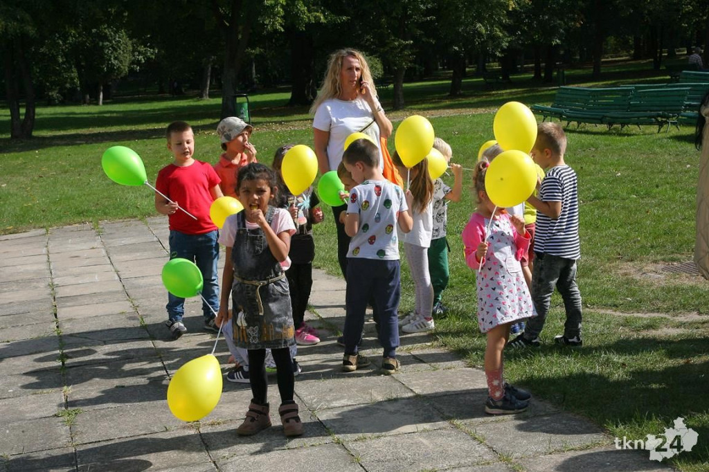 Po raz trzeci drzewko za surowce w Końskich [wideo, zdjęcia]