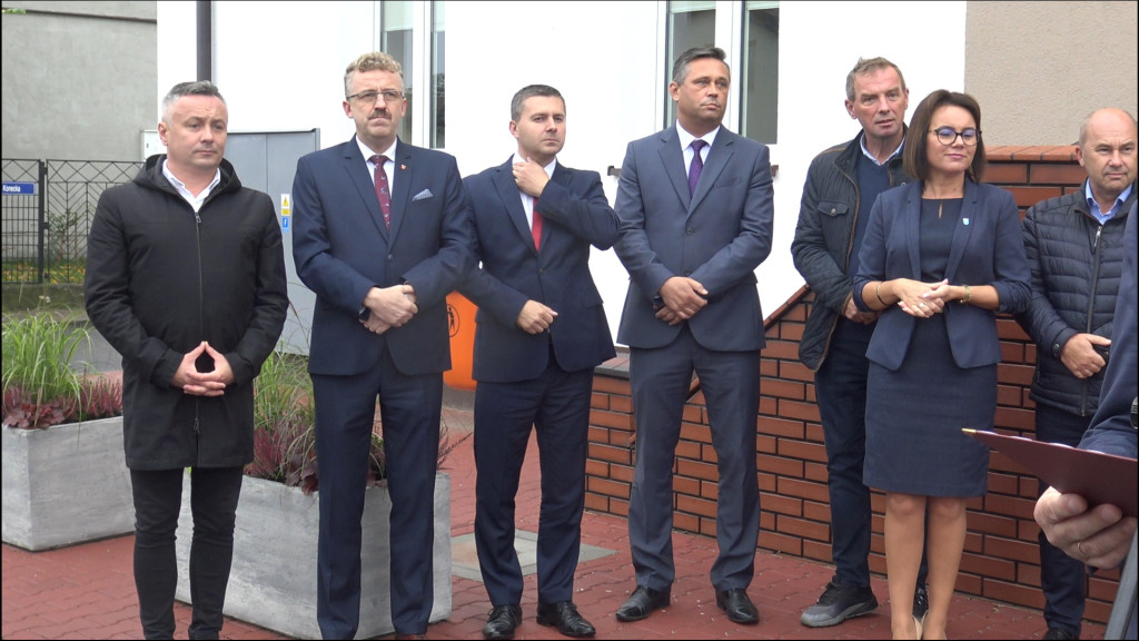Gowarczowianie po latach doczekali się nowej drogi! [wideo, zdjęcia]
