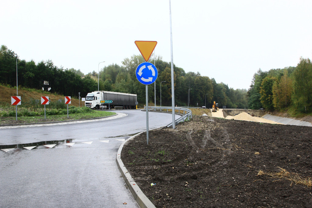 Uwaga kierowcy: Przez Pińczów pojedziemy już obwodnicą [zdjęcia]