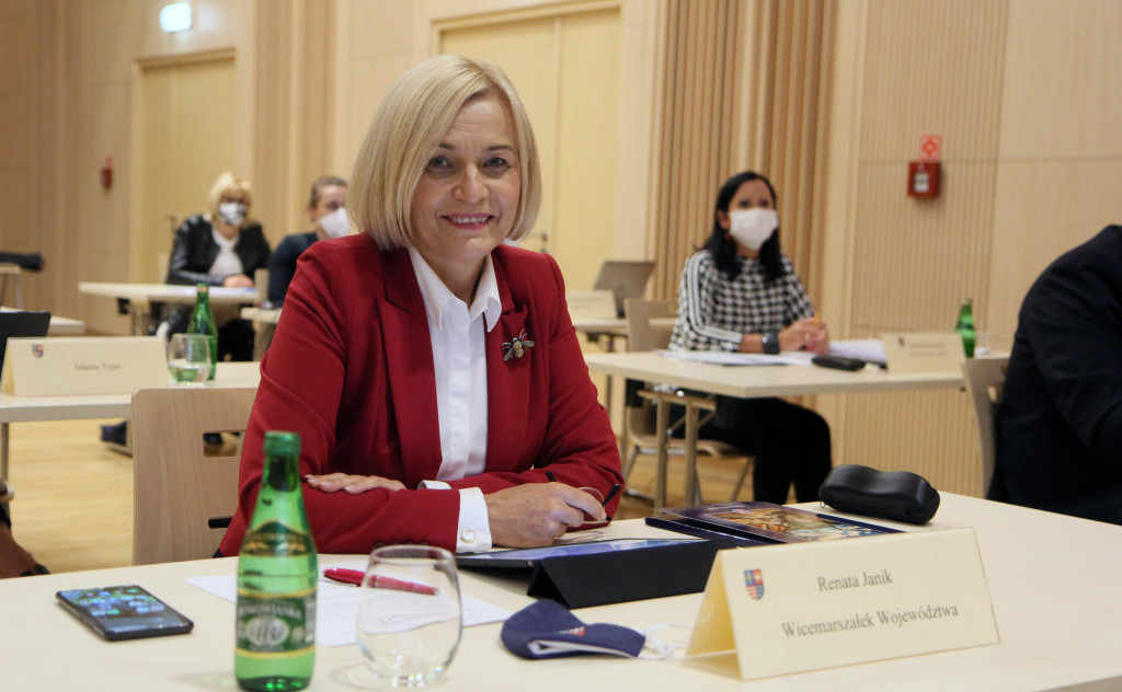 Na Sejmiku Województwa: o stabilnych finansach, walce z pandemią i zakończonych konsultacjach strategii rozwoju