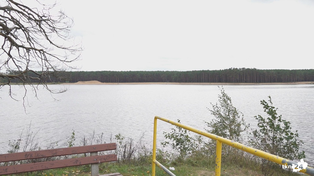W Sielpi spuszczają wodę. Zbiornik czekają kolejne zmiany [wideo, zdjęcia]