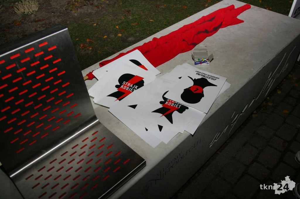 WIDEO: Spacer przeciw wyrokowi TK w Końskich