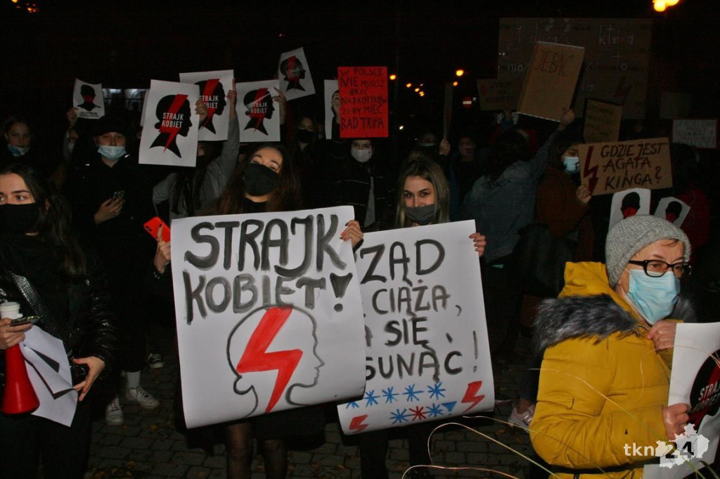 WIDEO: Spacer przeciw wyrokowi TK w Końskich