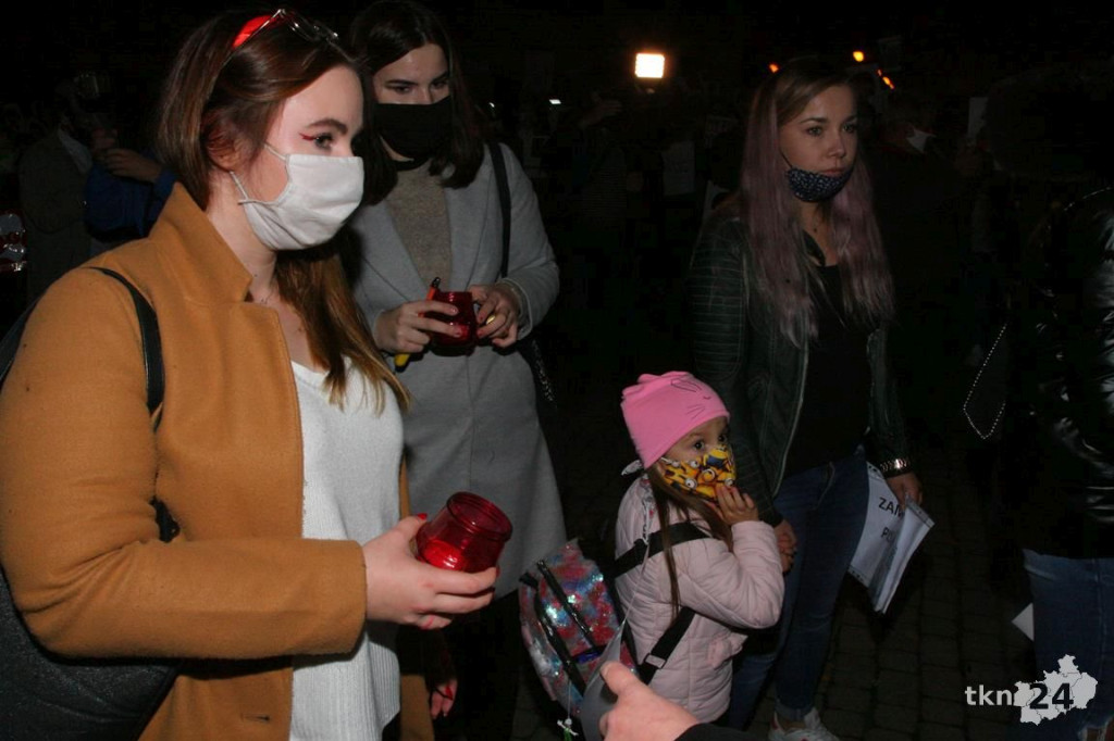 WIDEO: Spacer przeciw wyrokowi TK w Końskich