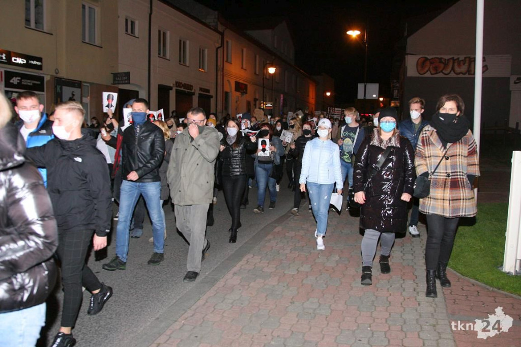 WIDEO: Spacer przeciw wyrokowi TK w Końskich