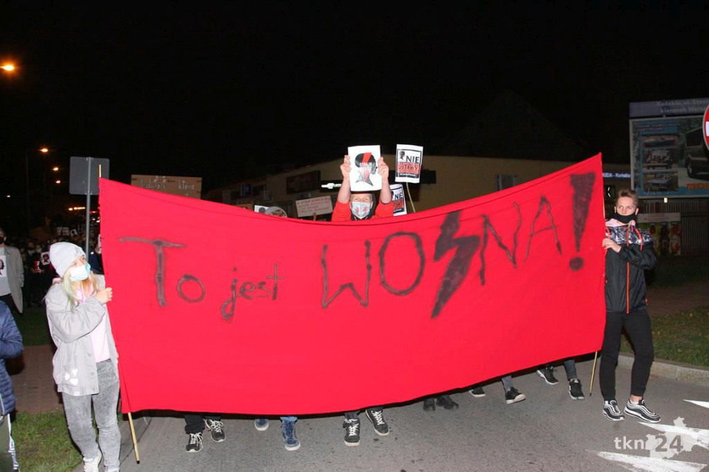 WIDEO: Spacer przeciw wyrokowi TK w Końskich