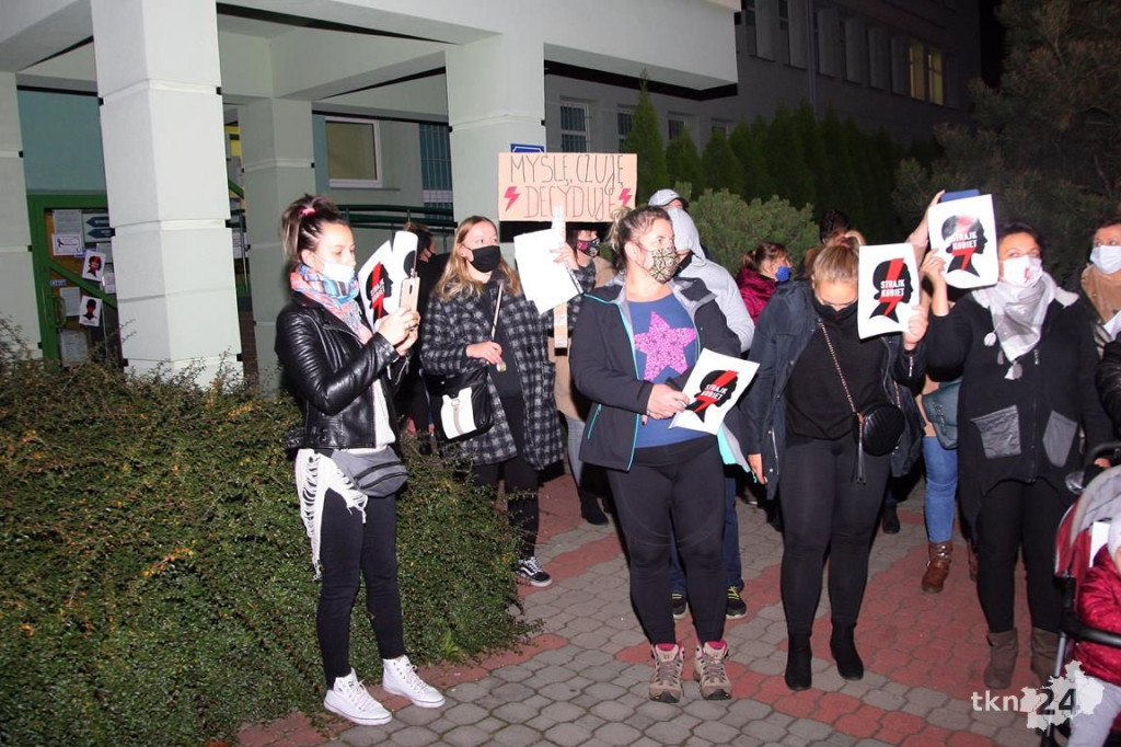 WIDEO: Spacer przeciw wyrokowi TK w Końskich