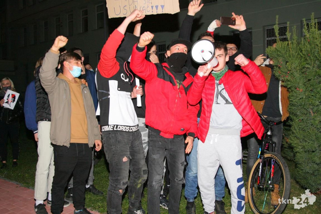 Mnóstwo ludzi na ulicach przeciw wyrokowi Trybunału [fotorelacja, zapis LIVE]