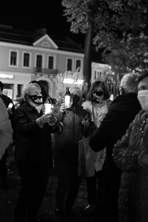 Mnóstwo ludzi na ulicach przeciw wyrokowi Trybunału [fotorelacja, zapis LIVE]
