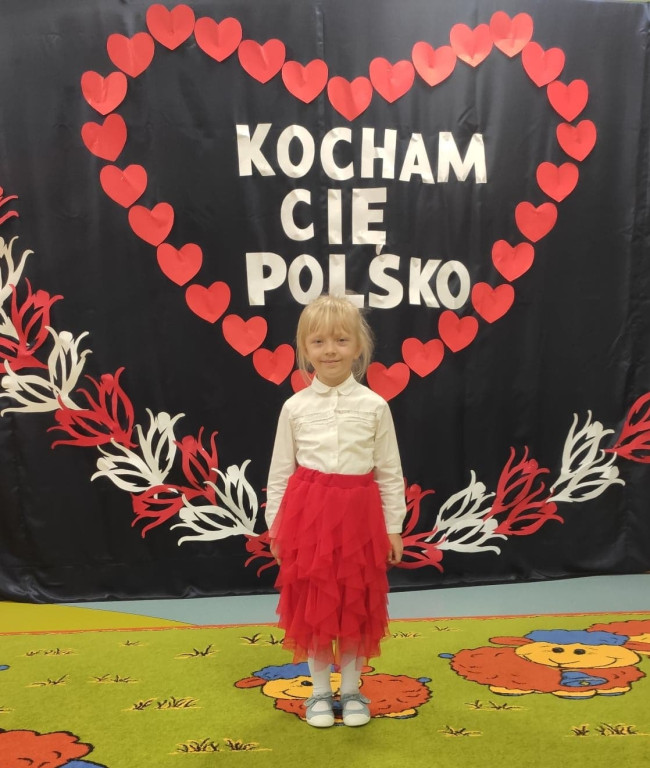 Kocham Cię Polsko! Przedszkole w Smykowie na Święto Niepodległości [wideo, zdjęcia]