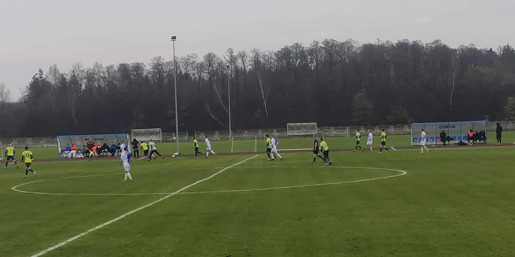 Porażka Neptuna na koniec rundy jesiennej [zdjęcia]