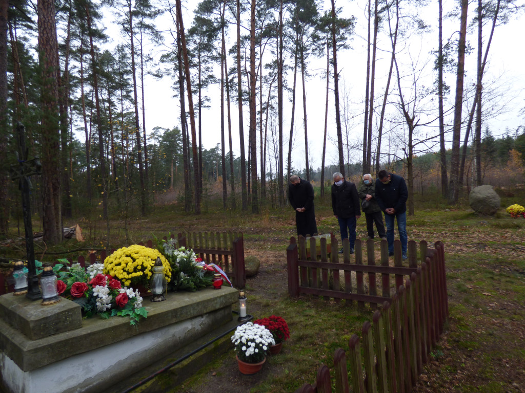 Ruda Maleniecka także pamiętała o bohaterach walki o Niepodległość [zdjęcia]