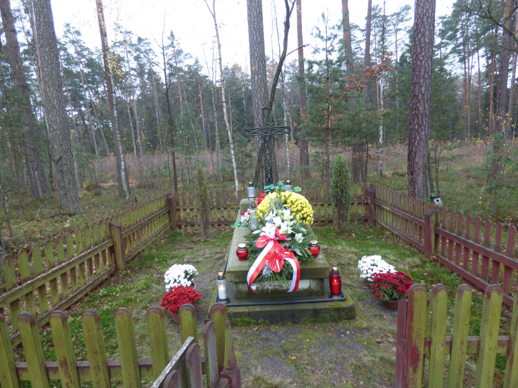 Ruda Maleniecka także pamiętała o bohaterach walki o Niepodległość [zdjęcia]