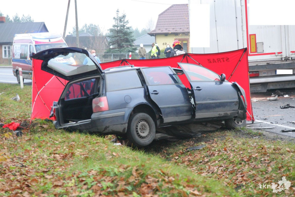 Śmiertelny wypadek w Pile koło Końskich! Nie żyje 19-latek [wideo, zdjęcia]