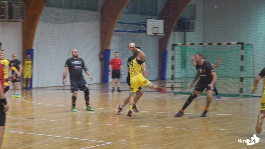 KSSPR przegrywa kolejne derby. Tym razem z KSZO [wideo, zdjęcia]