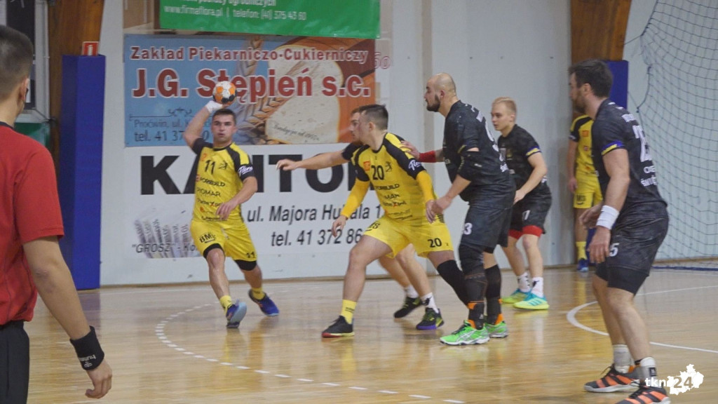 KSSPR przegrywa kolejne derby. Tym razem z KSZO [wideo, zdjęcia]