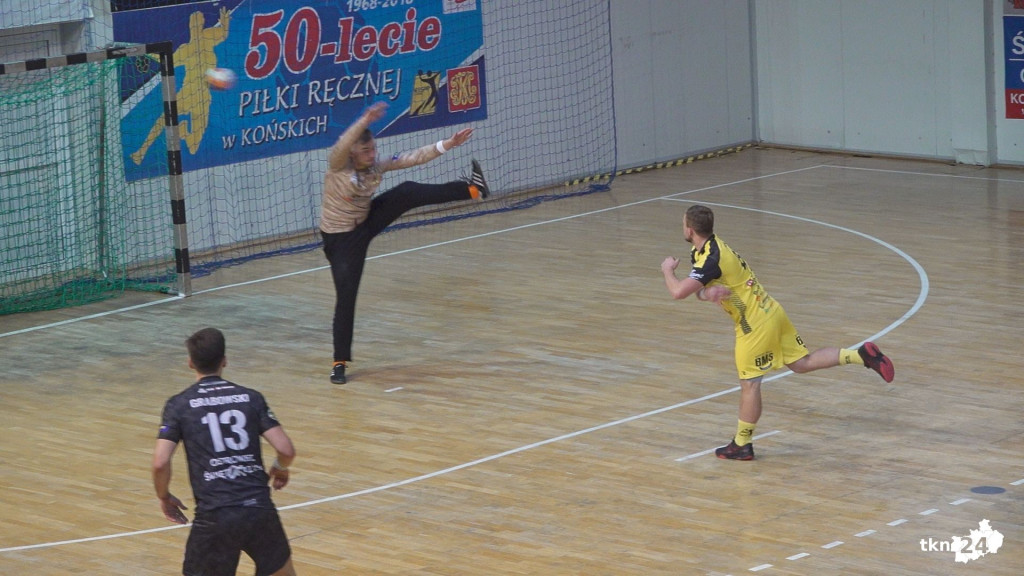 KSSPR przegrywa kolejne derby. Tym razem z KSZO [wideo, zdjęcia]