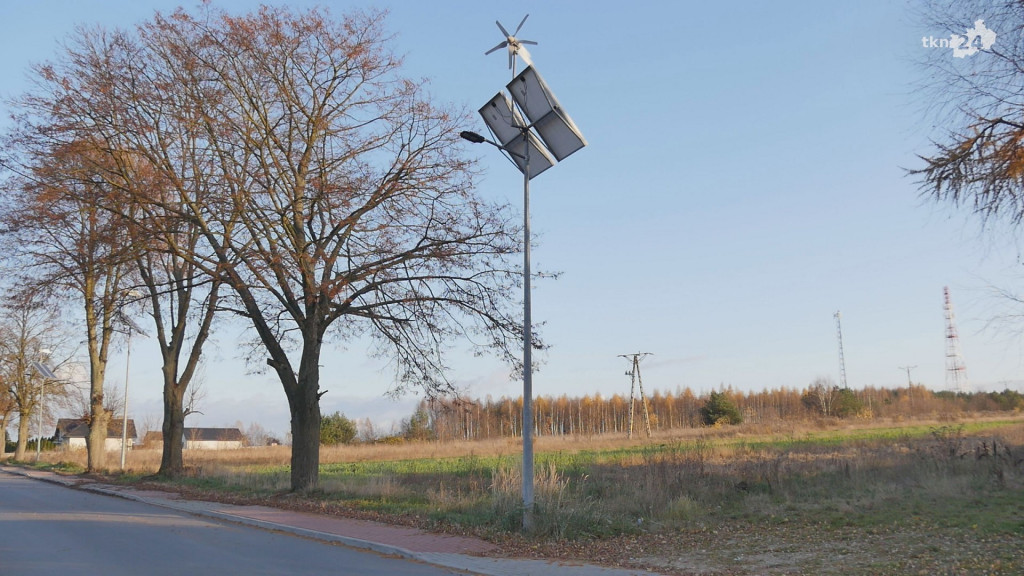 Fałków stawia na energooszczędność. Zainstalują nowoczesne lampy [wideo, zdjęcia]