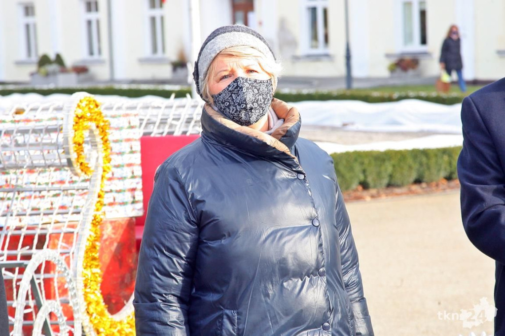 Lampki rozbłysły na koneckiej choince! [wideo, zdjęcia]