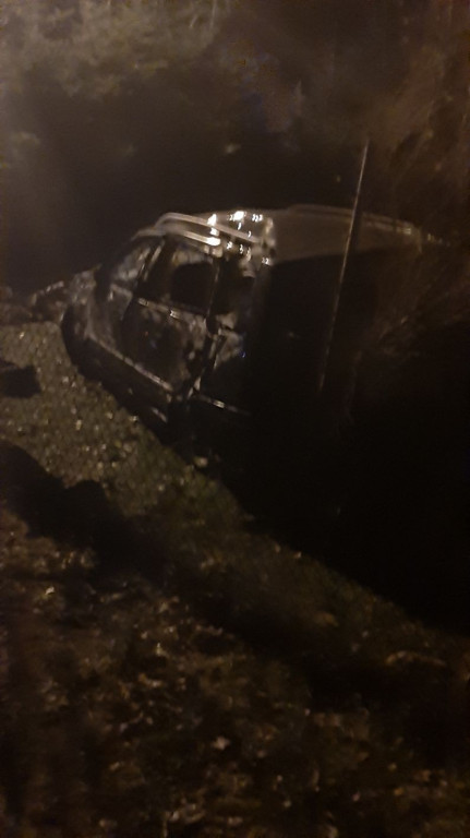 Auto wypadło z drogi w Pile w gminie Końskie