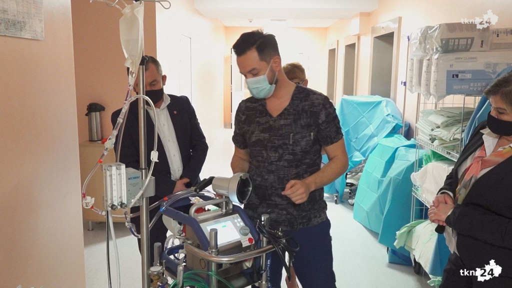 Szpital otrzymał aparat do ECMO. To urządzenie zastępuje płuca i serce [wideo, zdjęcia]