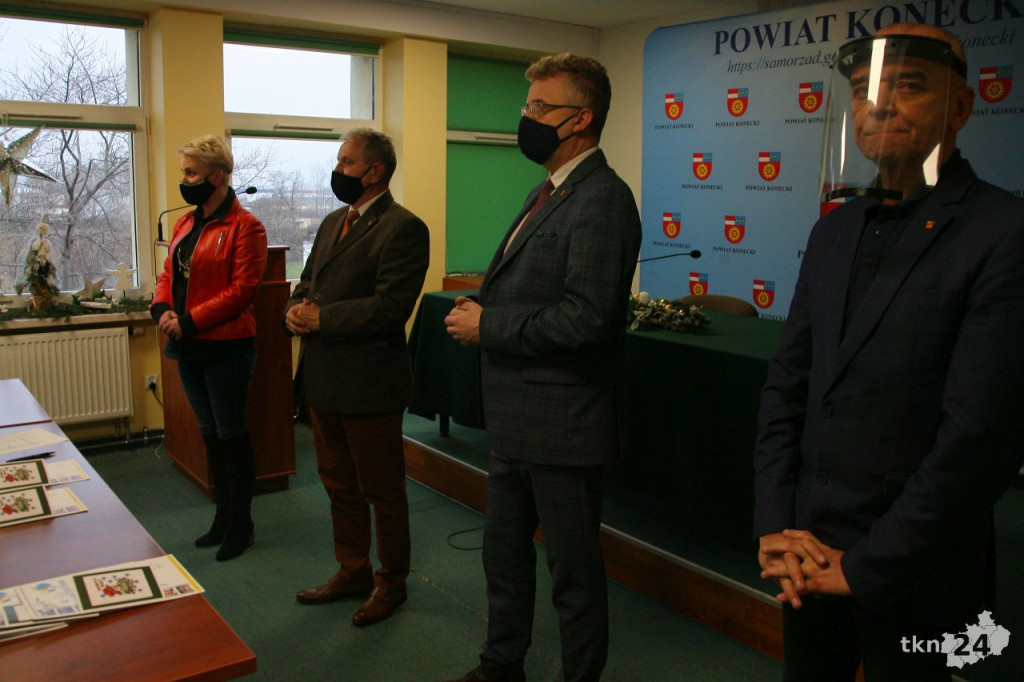Starosta nagrodził koła gospodyń! Poznajcie zwycięzców powiatowego konkursu [wideo, zdjęcia]