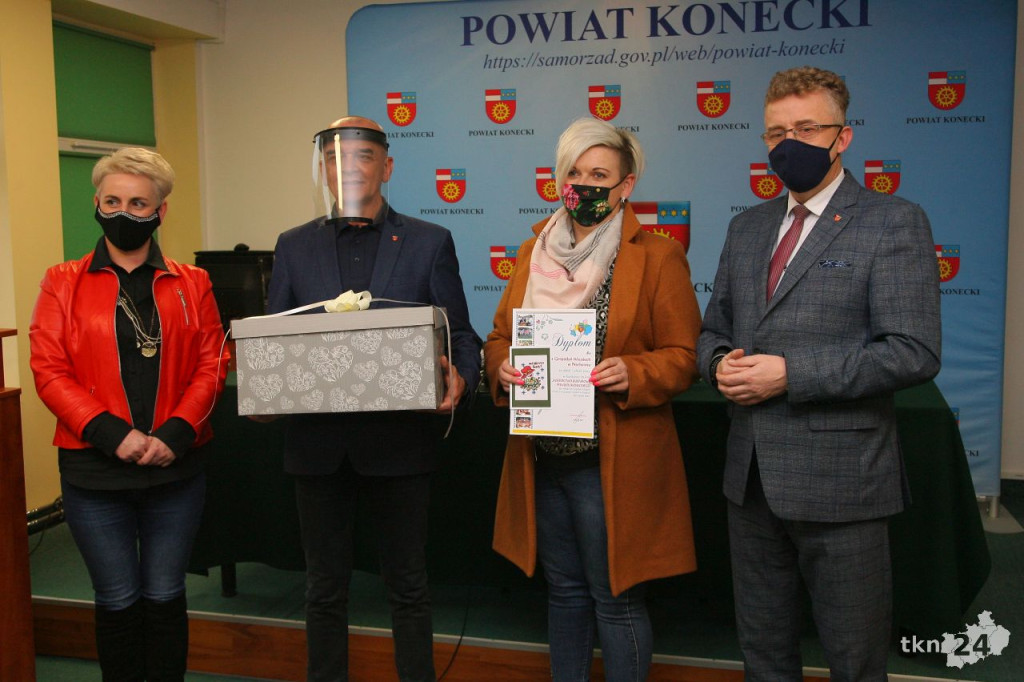 Starosta nagrodził koła gospodyń! Poznajcie zwycięzców powiatowego konkursu [wideo, zdjęcia]