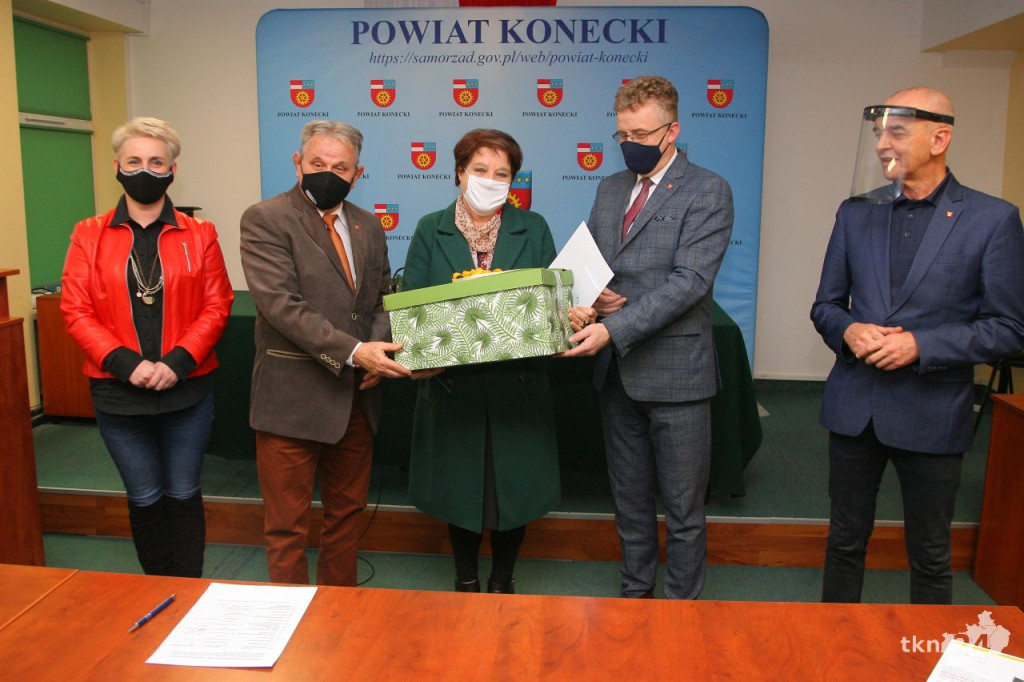 Starosta nagrodził koła gospodyń! Poznajcie zwycięzców powiatowego konkursu [wideo, zdjęcia]