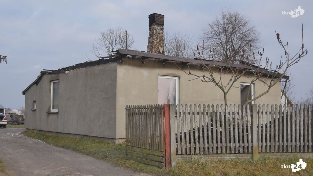 Rodzina z Sulborowic straciła dobytek życia w pożarze. Proszą o pomoc [wideo, zdjęcia]