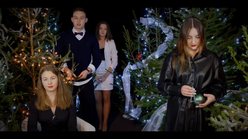 Dom Kultury w Końskich prezentuje specjalny spektakl wigilijny w formule online [wideo, zdjęcia]