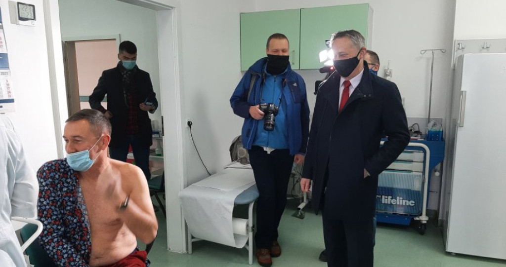 W województwie świętokrzyskim są już pierwsi zaszczepieni [zdjęcia]