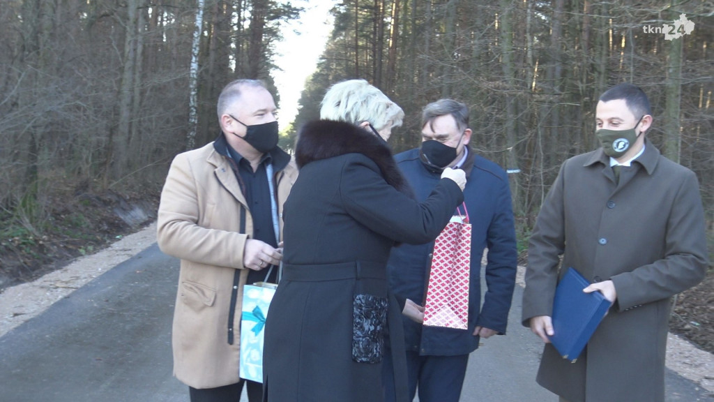 Otwarto drogę łączącą gminy Radoszyce i Łopuszno [wideo, zdjęcia]