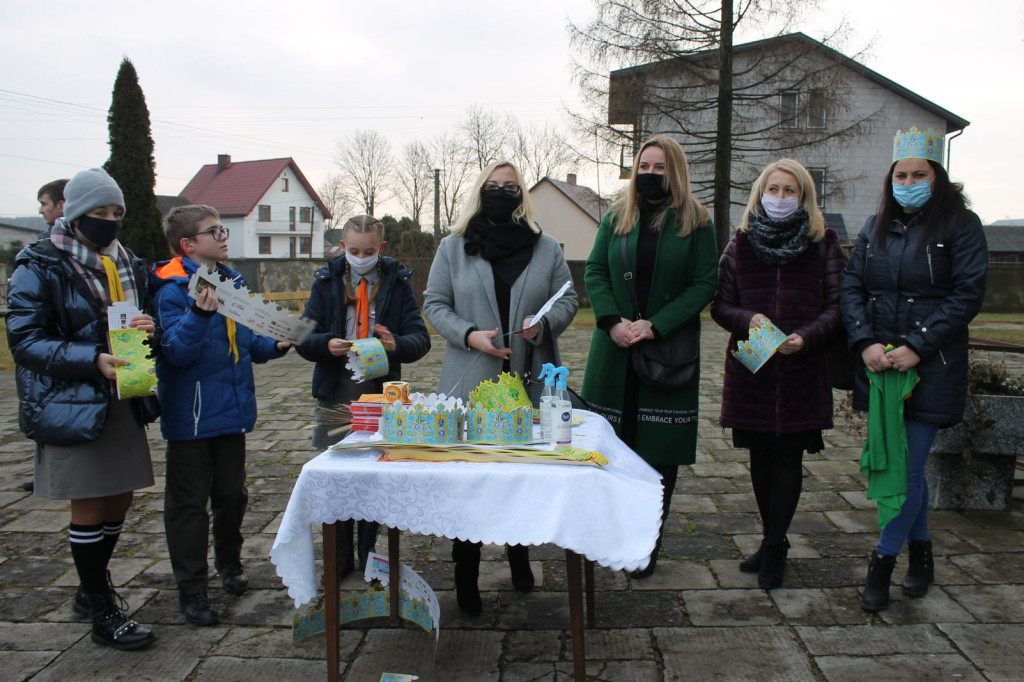 Trzej Królowie odwiedzili Miedzierzę [wideo, zdjęcia]