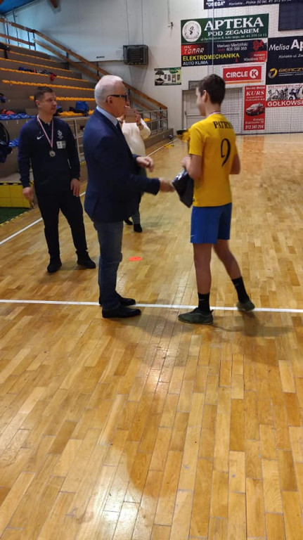Młodzi piłkarze Neptuna nagrodzeni przez gminę Końskie [zdjęcia]