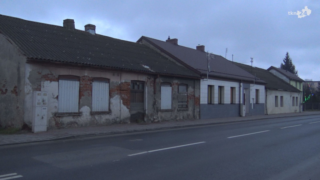 Końskie: Obdrapane kamienice i pustostany. Co z nimi można zrobić? [wideo, zdjęcia]