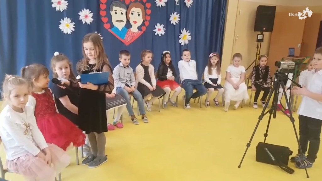 Dzieci z Bajkowej Krainy dla kochanych dziadków i babć [wideo, zdjęcia]