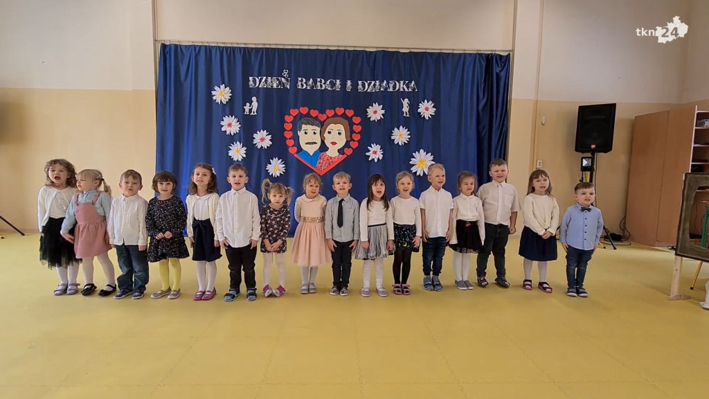 Dzieci z Bajkowej Krainy dla kochanych dziadków i babć [wideo, zdjęcia]