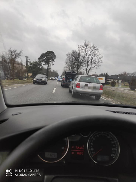 Śmiertelny wypadek w Kazanowie. Zablokowana DK 42