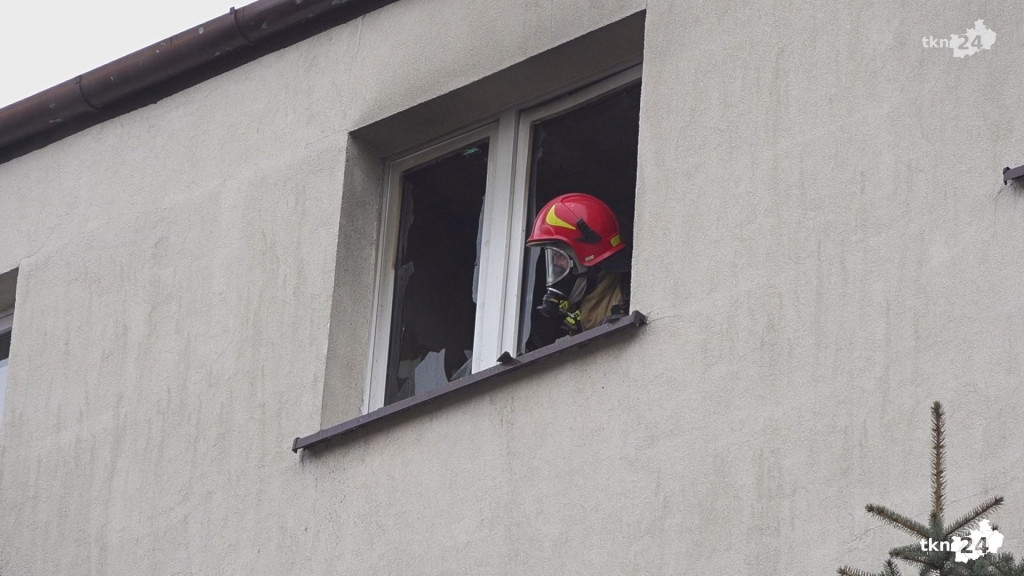 Pożar hotelu w Końskich. Są poszkodowani [wideo, zdjęcia]
