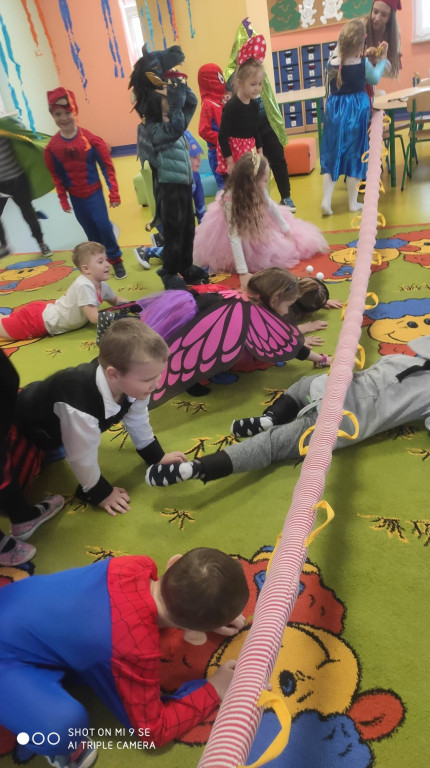 Bajkowy i magiczny bal w Przedszkolu w Smykowie [fotorelacja]