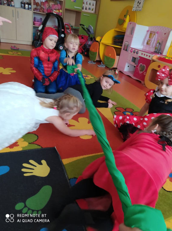 Bajkowy i magiczny bal w Przedszkolu w Smykowie [fotorelacja]