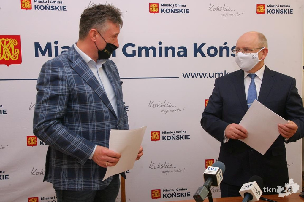 Końskie: Umowy na rynek, muzeum i park podpisane! [WIDEO, zdjęcia]