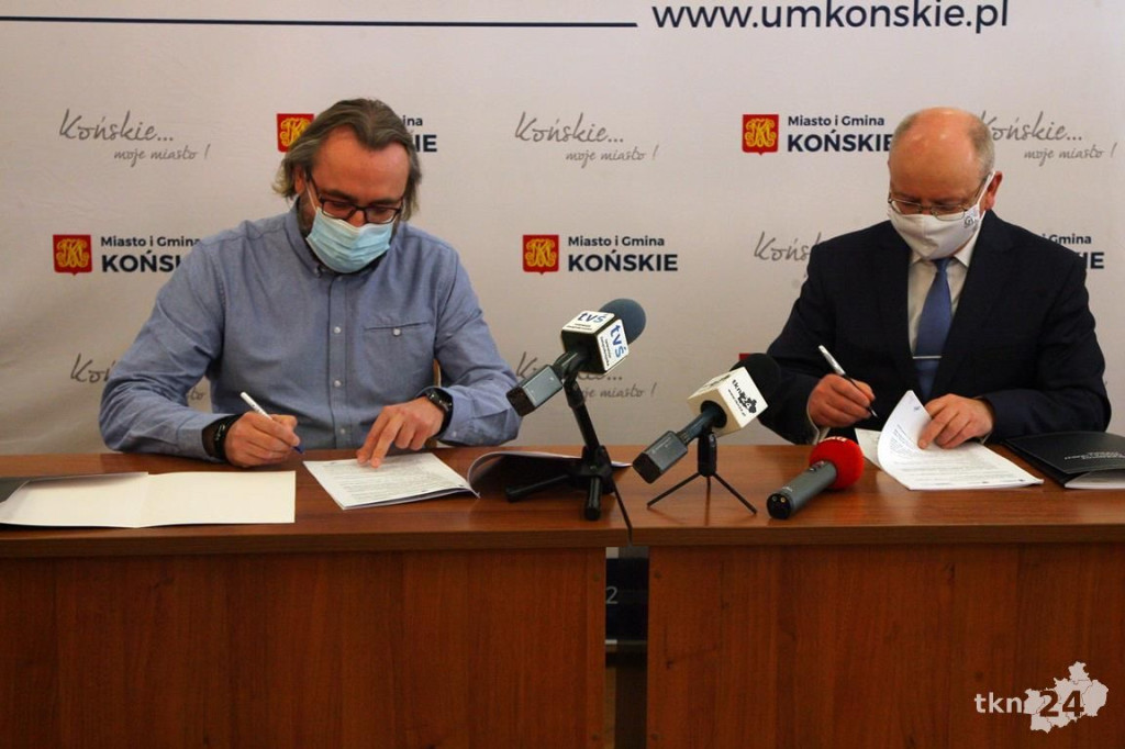 Końskie: Umowy na rynek, muzeum i park podpisane! [WIDEO, zdjęcia]