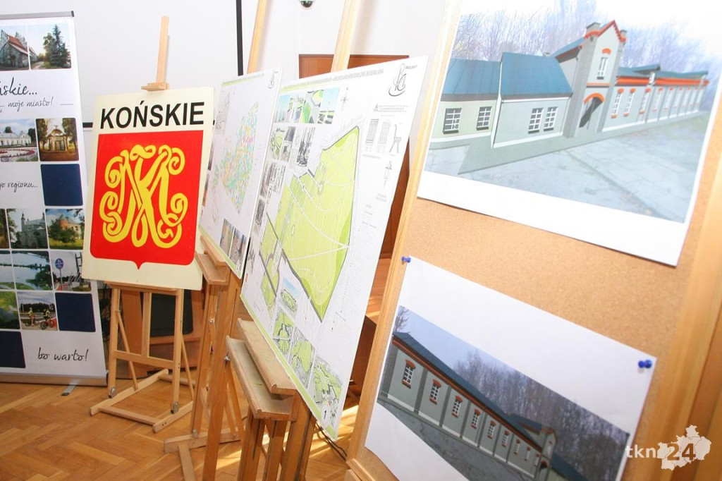 Końskie: Umowy na rynek, muzeum i park podpisane! [WIDEO, zdjęcia]