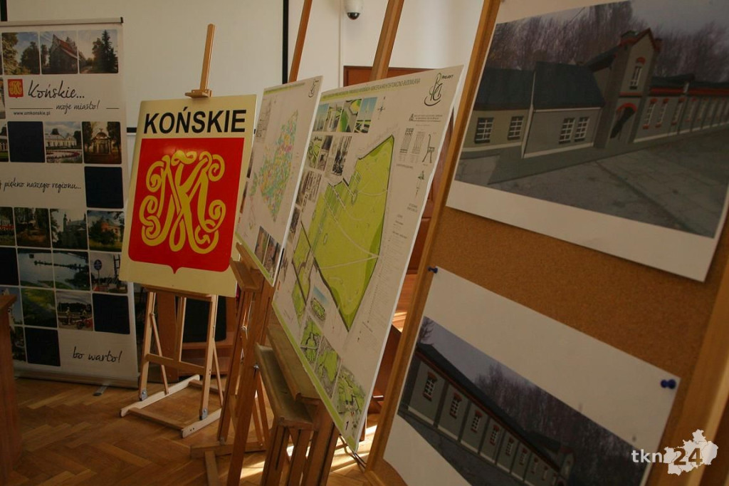 Końskie: Umowy na rynek, muzeum i park podpisane! [WIDEO, zdjęcia]